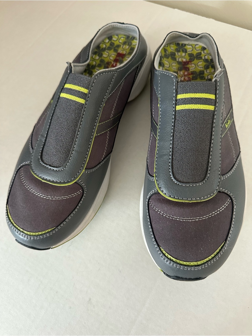 Ked’s Savvy Mule Slip Ons Ons 9.5 - Picture 2 of 8